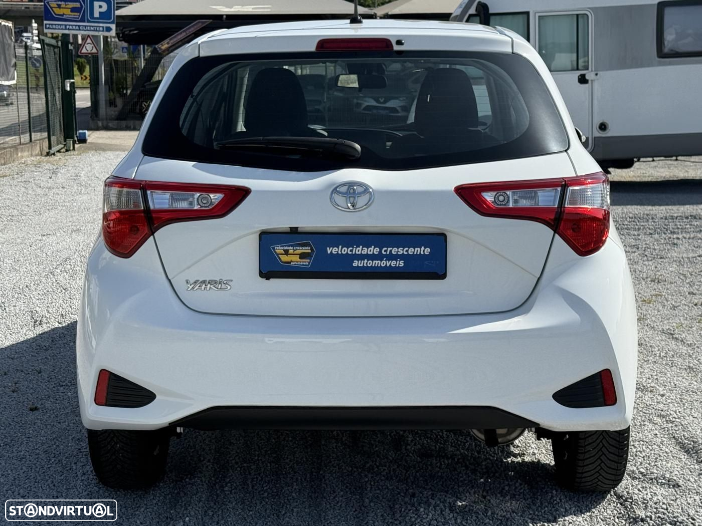 Toyota Yaris 1.0 VVT-i Comfort Plus - 9