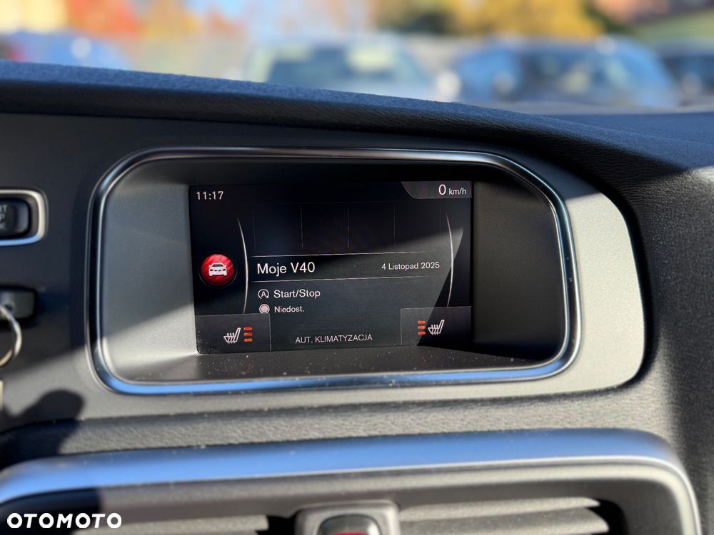 Volvo V40 D3 Drive-E R-Design Momentum - 22