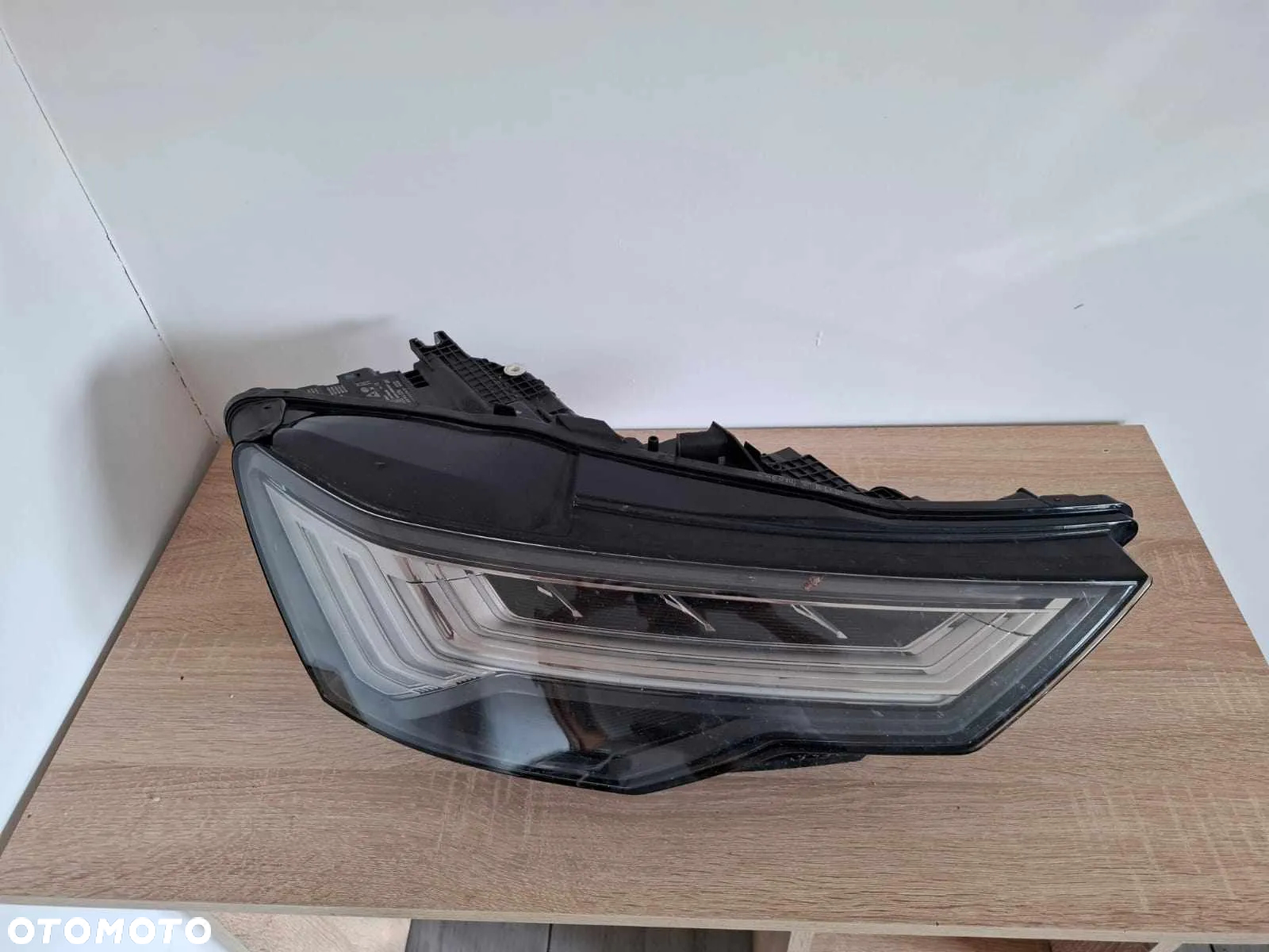 LAMPA PRAWA PRZEDNIA PRZÓD AUDI A6 C8 4K0 4K0941036 FULL LED MATRIX - 2
