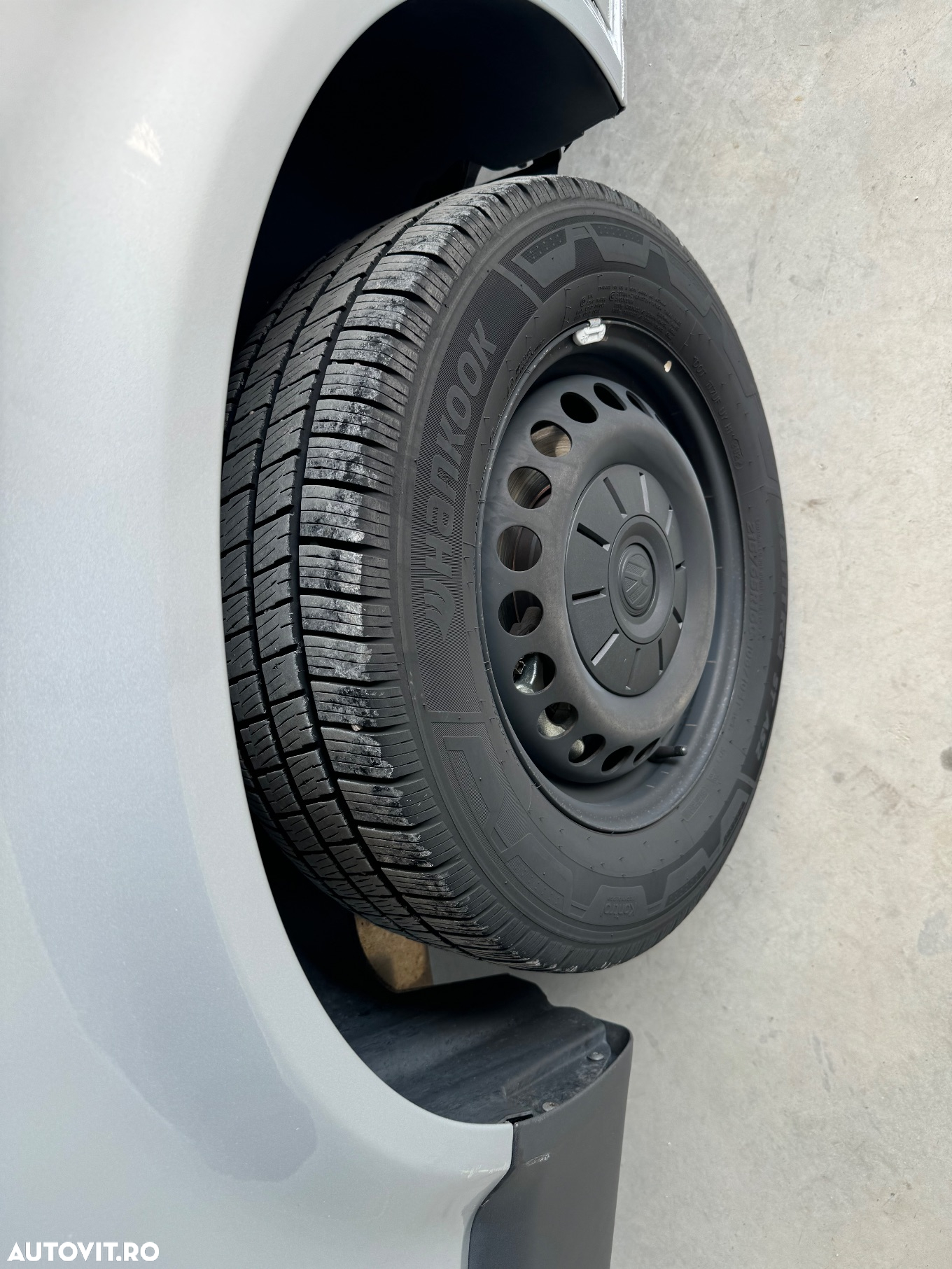 Volkswagen Caravelle T6.1 2.0 TDI 110 kW KR Highline - 32