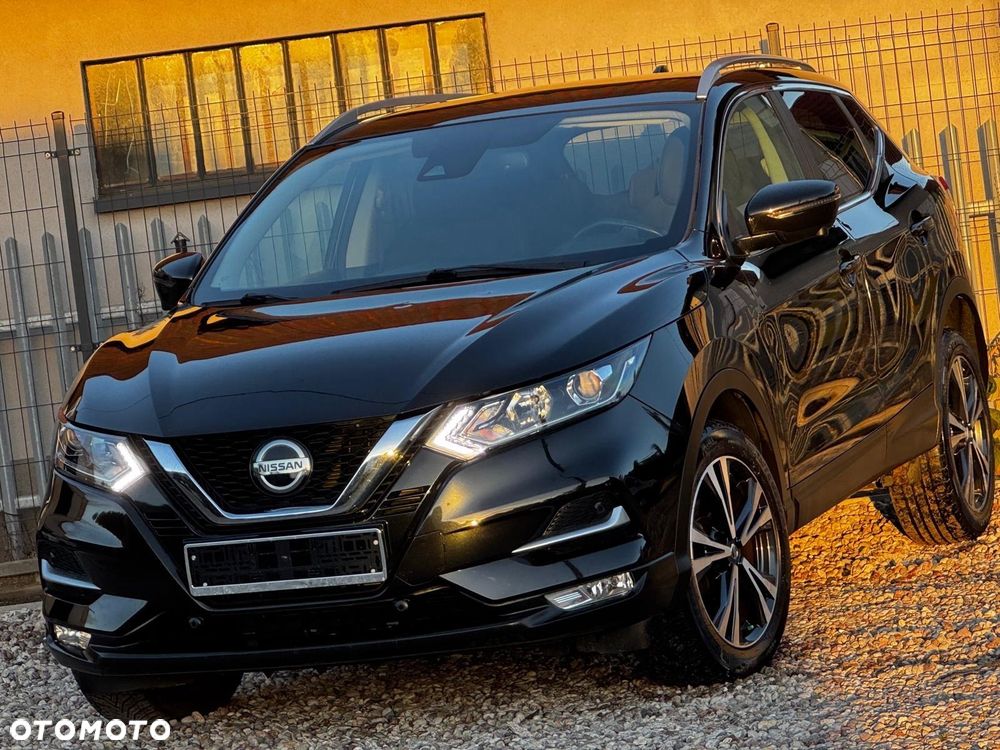 Nissan Qashqai 1.3 DIG-T TEKNA - 1