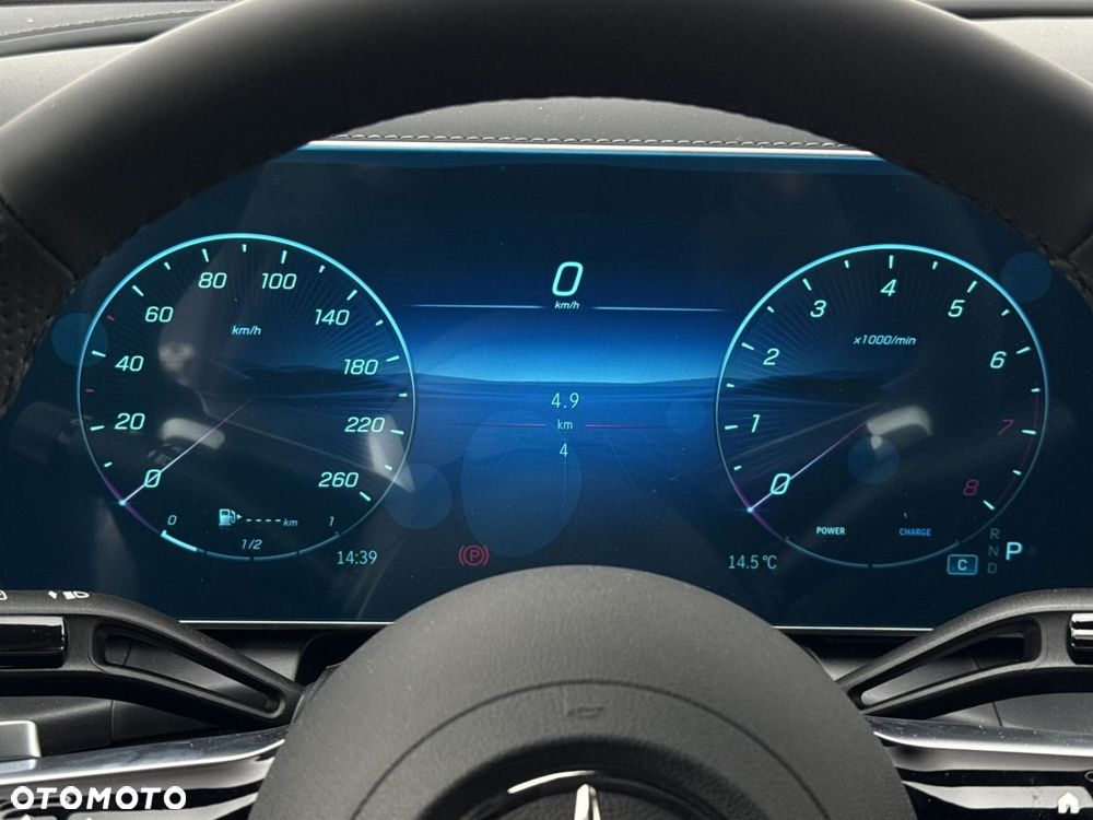 Mercedes-Benz GLC - 16