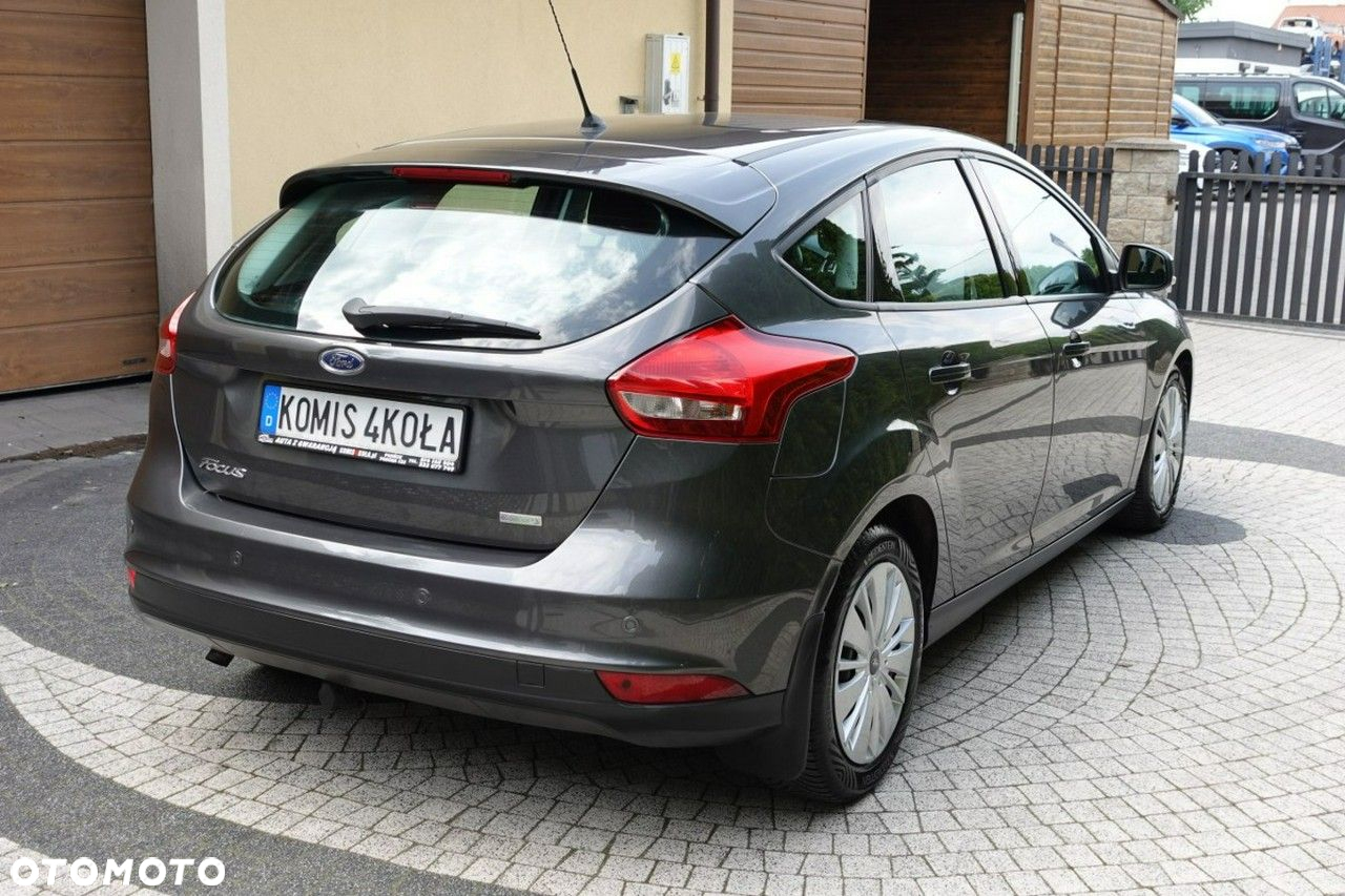 Ford Focus - 6