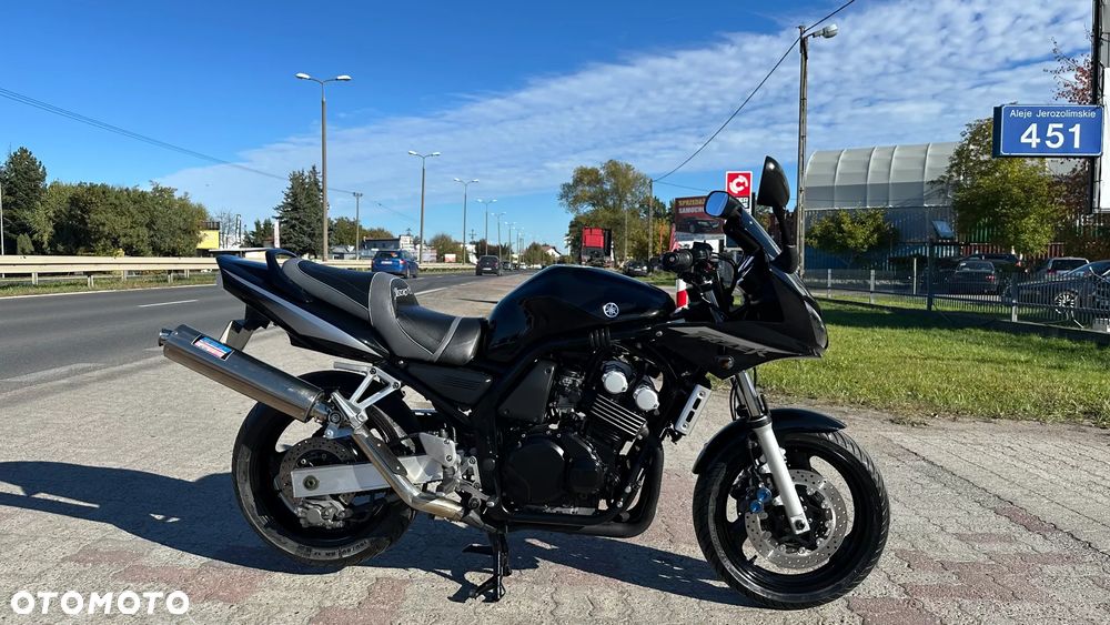 Yamaha FZS