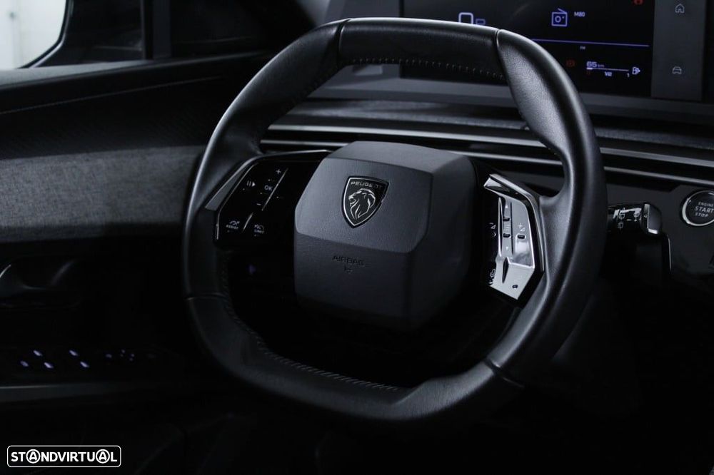 Peugeot 5008 1.2 Hybrid Allure e-DCS6 - 17