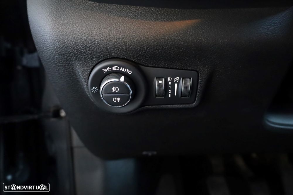 Jeep Compass 1.6 MultiJet Limited - 38