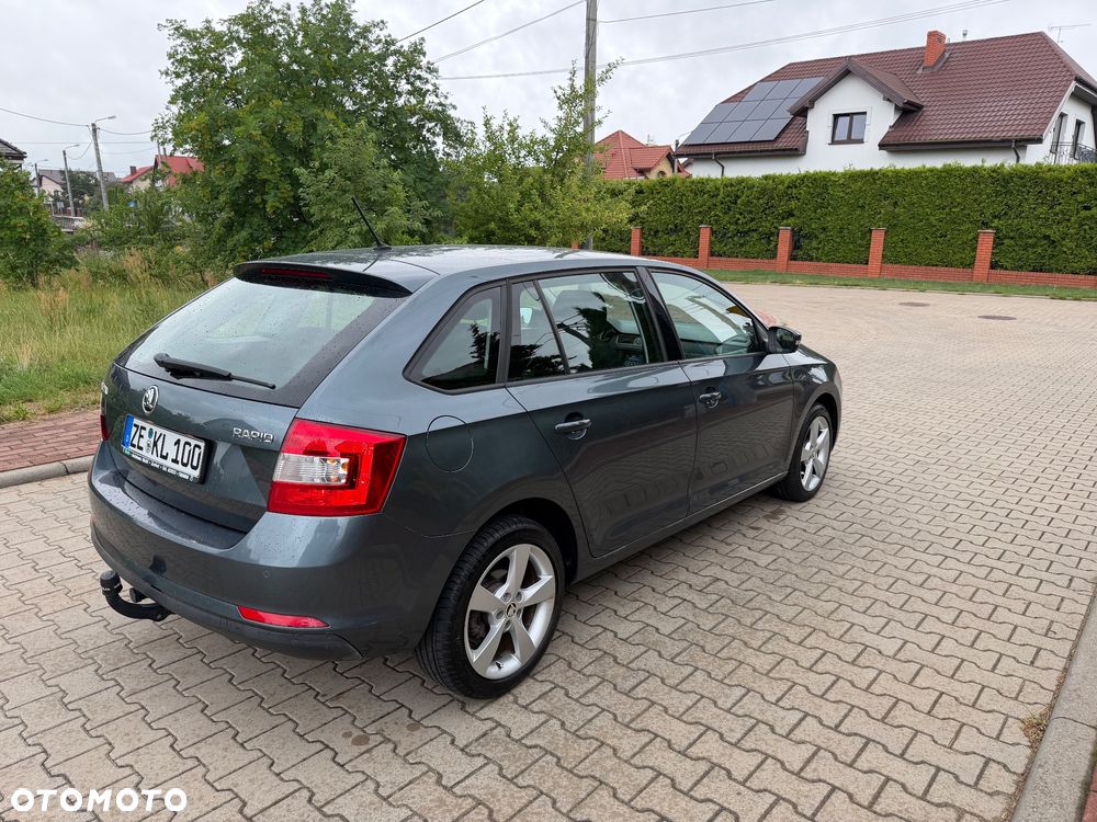 Skoda RAPID 1.2 TSI (Green tec) Emotion Plus - 3