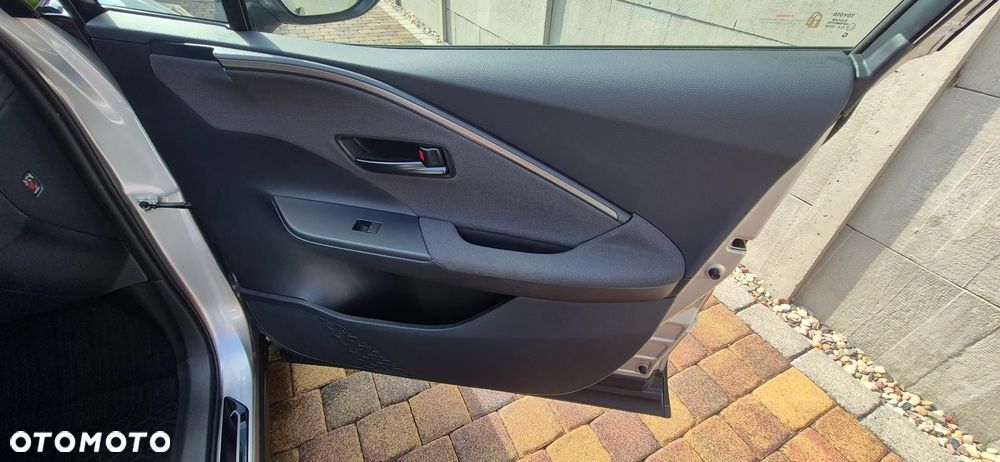 Toyota C-HR 1.8 Hybrid Business Edition - 17