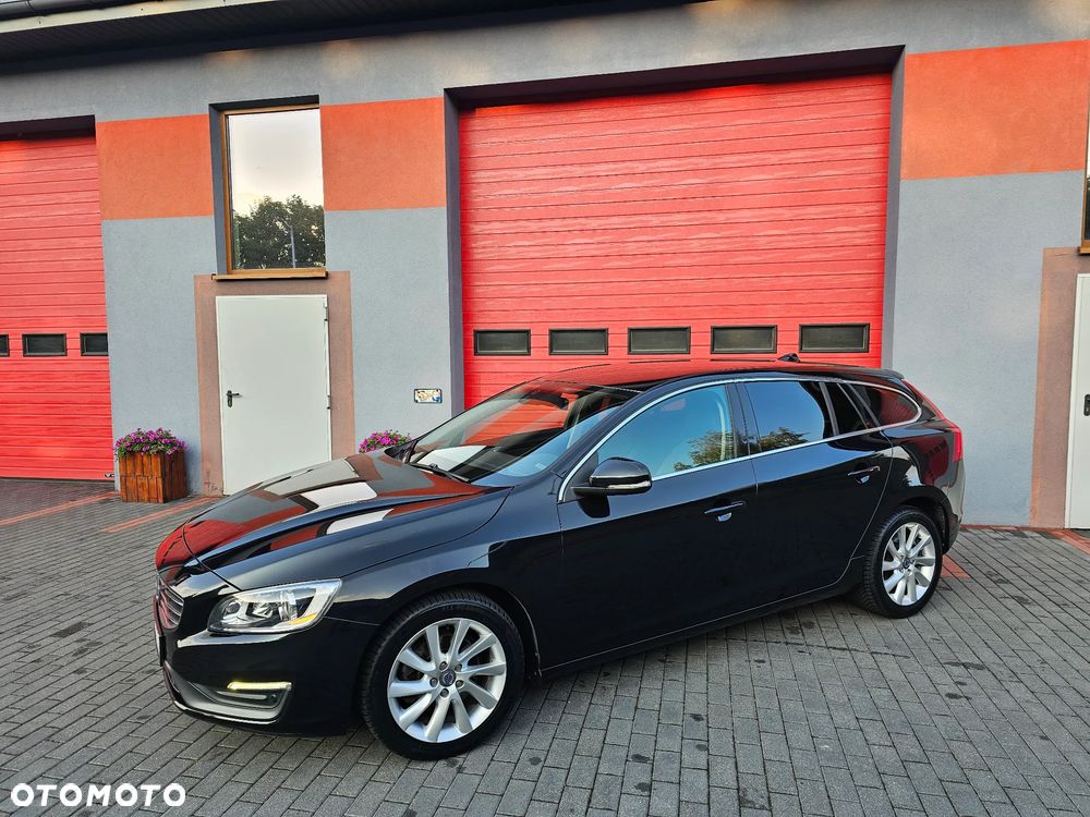 Volvo V60 D4 Drive-E Momentum - 21