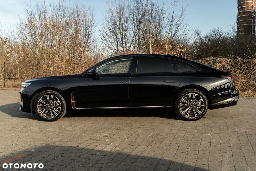 Hongqi H9 - 8