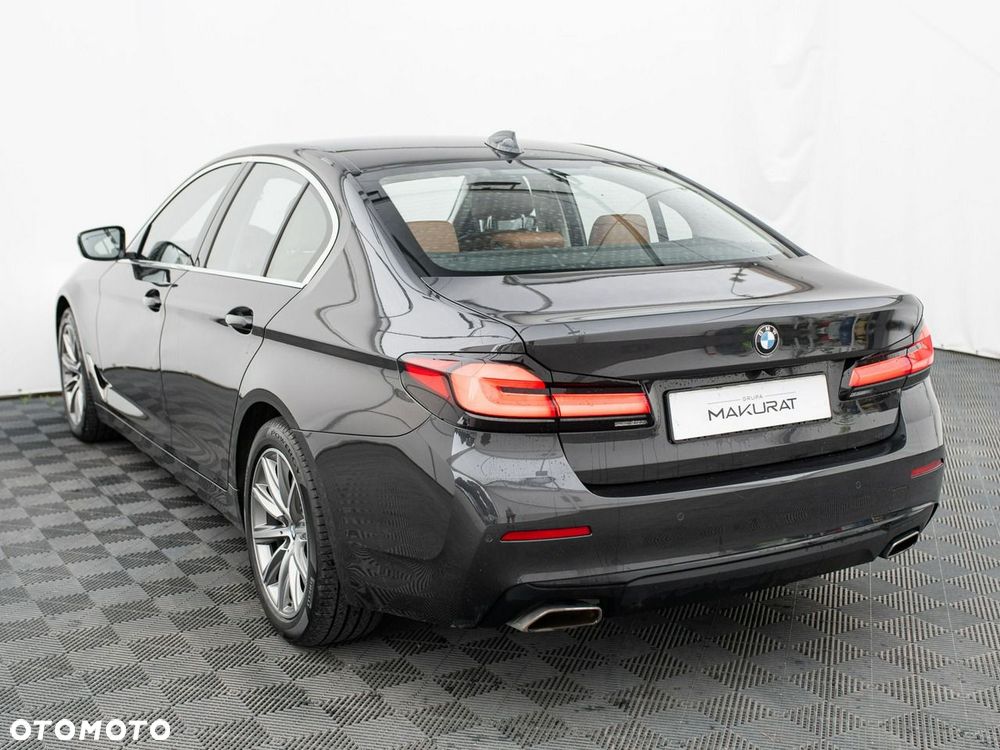 BMW 5 Series 2021 photo 4