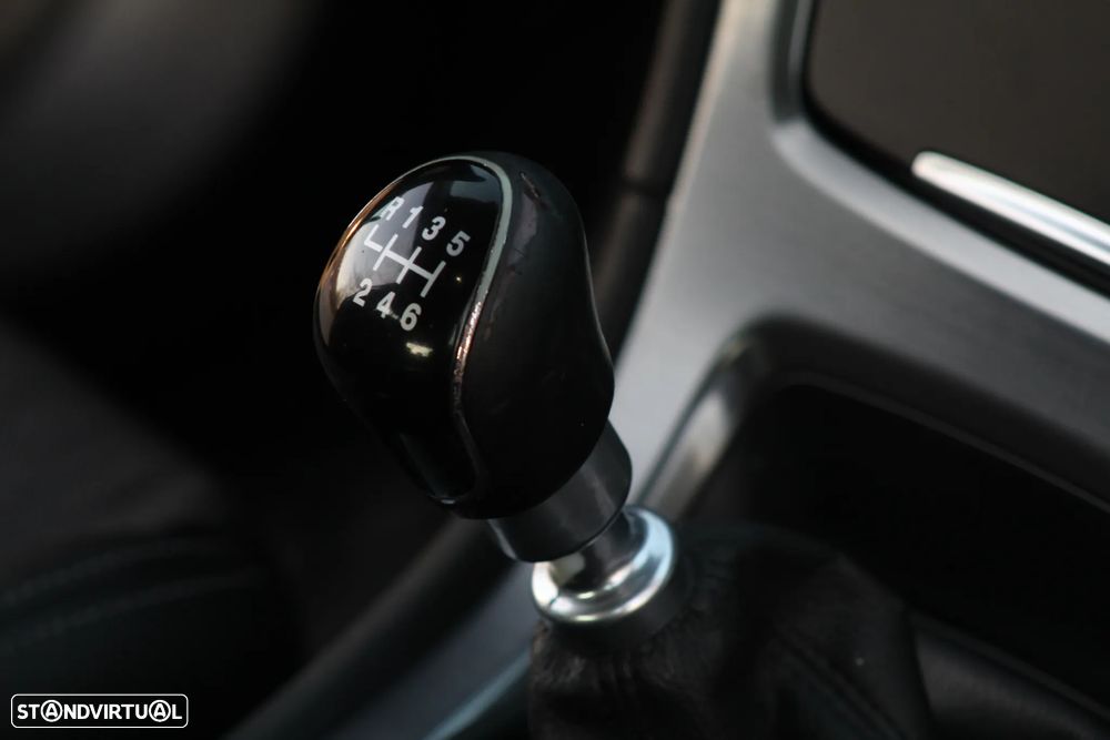 Ford Mondeo 2.0 TDCI Titanium - 24