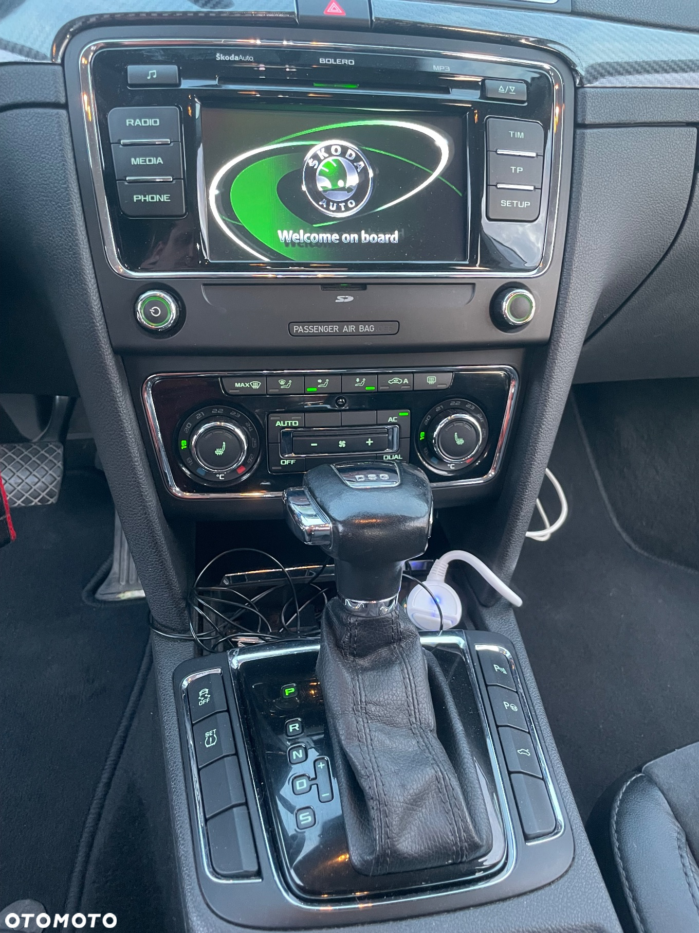 Skoda Superb 2.0 TDI Elegance DSG - 28