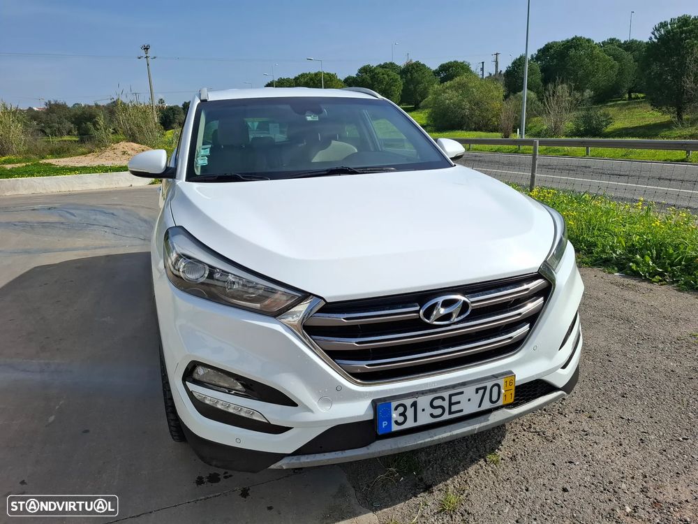 Hyundai Tucson 1.7 CRDi Executive - 2