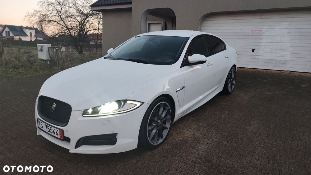 Jaguar XF 3.0 V6 D R-Sport - 1