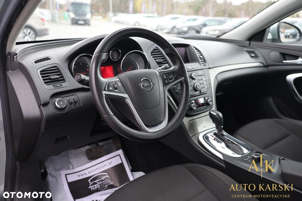 Opel Insignia - 18