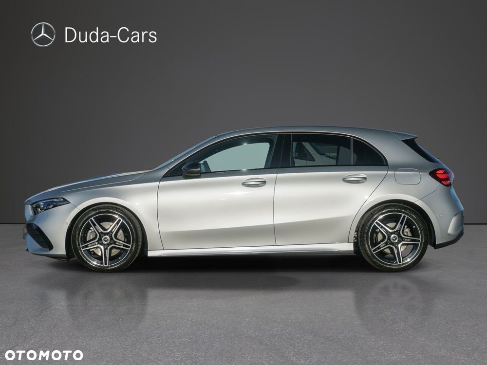 Mercedes-Benz Klasa A 220 4-Matic AMG Line 8G-DCT - 3