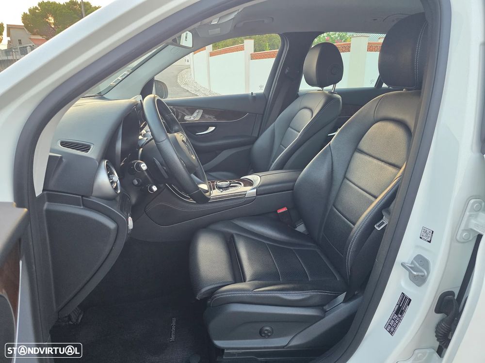 Mercedes-Benz GLC 250 d 4Matic 9G-TRONIC Exclusive - 4