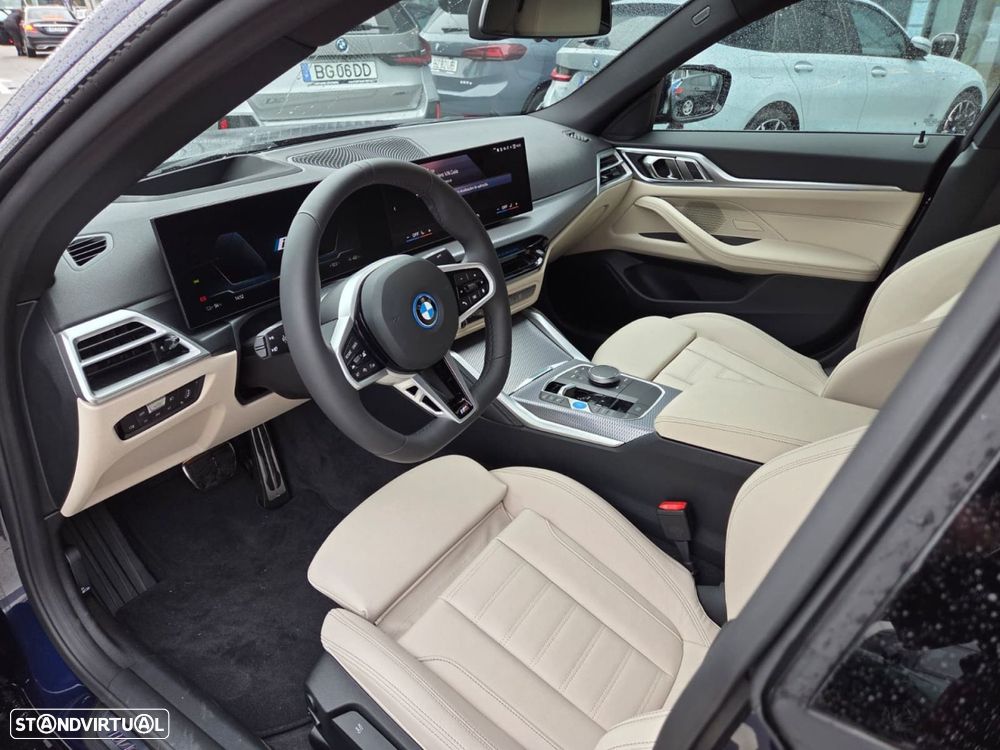 BMW i4 eDrive40 Edição Desportiva M - 6
