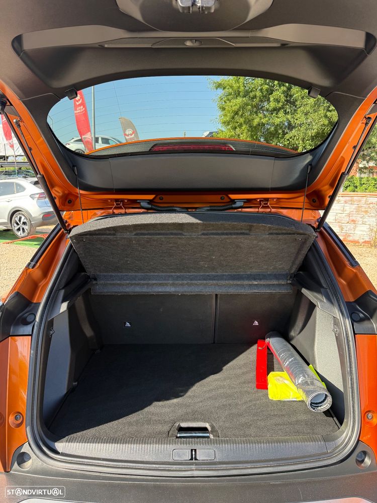 Peugeot 2008 PureTech 100 Stop&Start Allure - 12