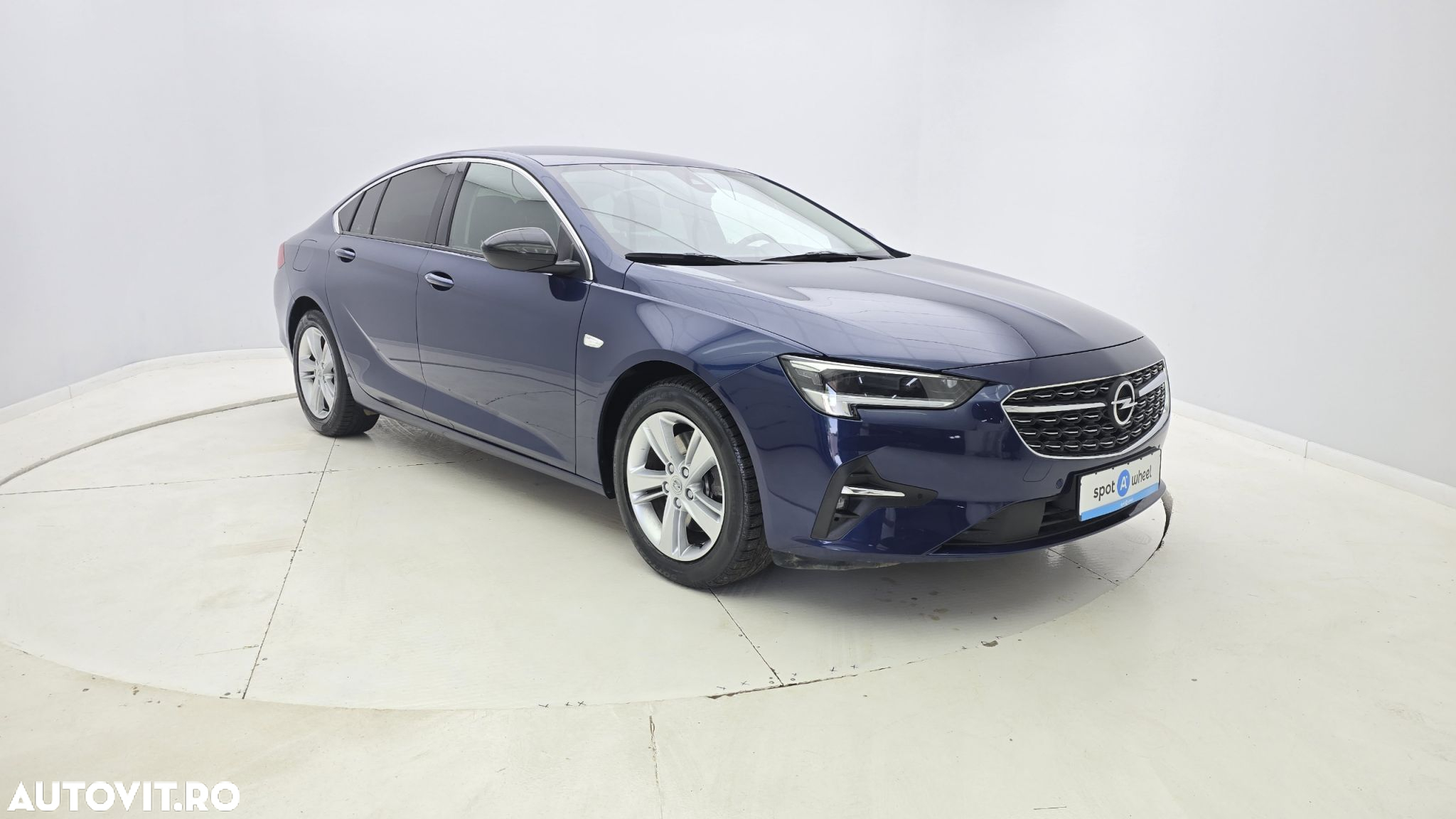 Opel Insignia Sport Tourer 2.0 Start/Stop Aut. Elegance - 4