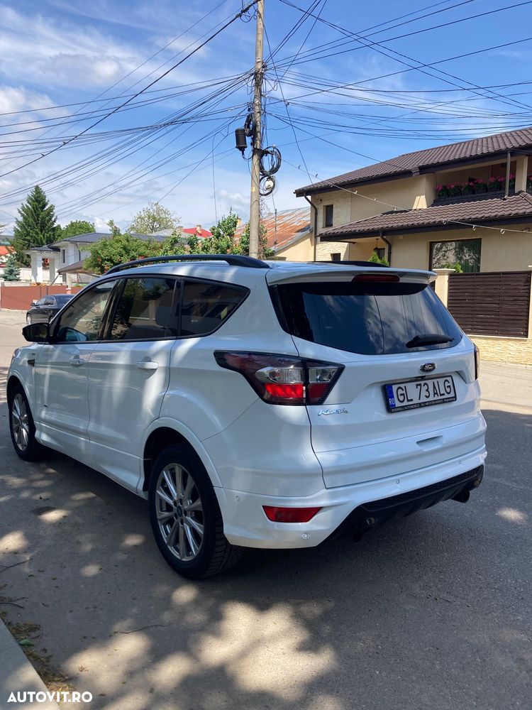 Ford Kuga 2.0 TDCi 4x4 Aut. ST-Line - 3