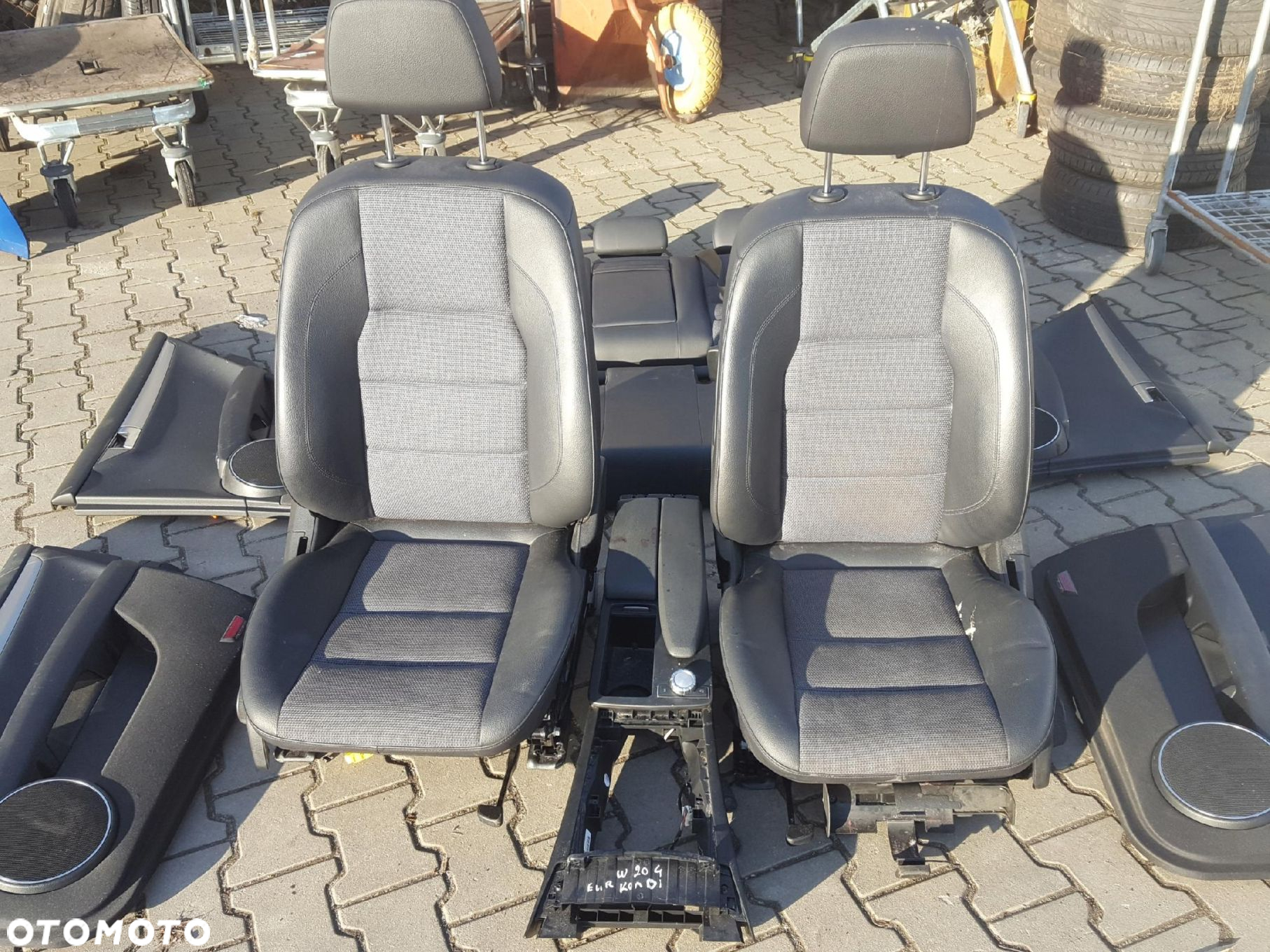 MERCEDES C KLASA W204 KOMBI FOTELE KANAPA EUROPA - 2