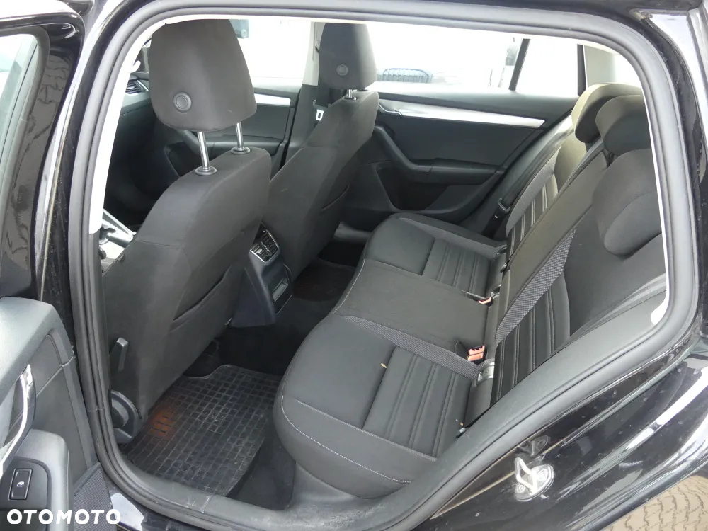 Skoda Octavia - 9