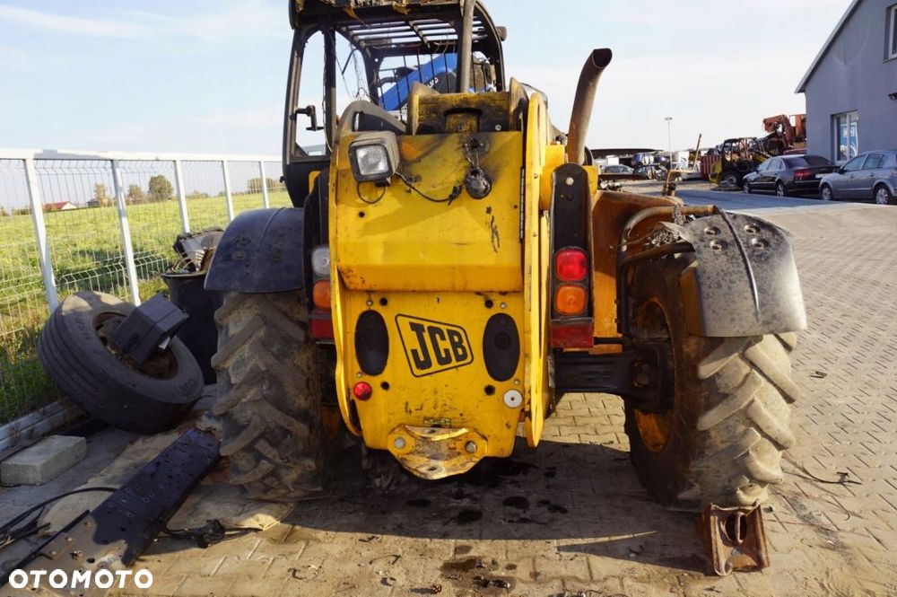 PIASTA ZWOLNICA PRZEKŁADNIA JCB 531-70 LEWA FV23 - 4