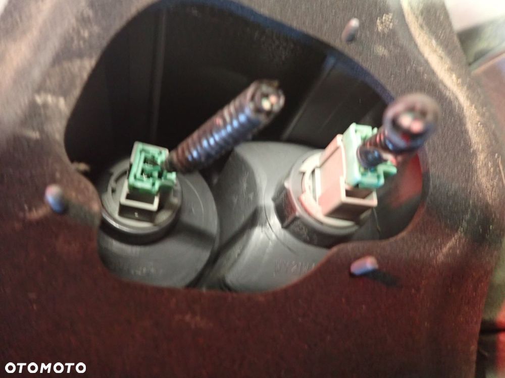 LAMPA LEWA TYLNA HONDA JAZZ II - 5
