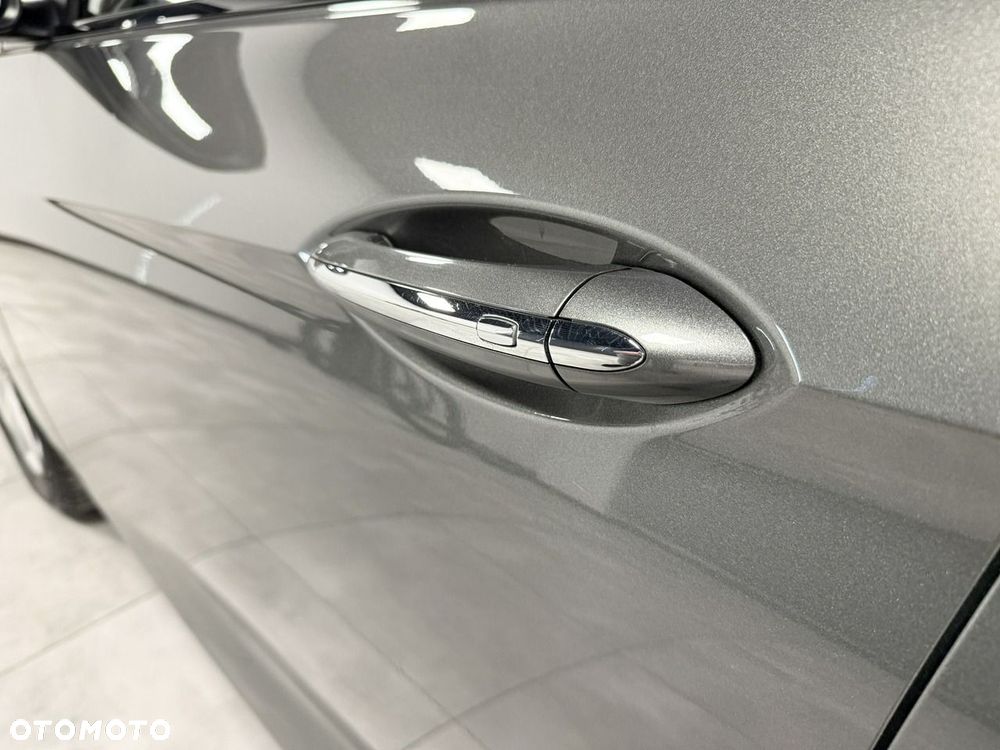 Opel Insignia - 13