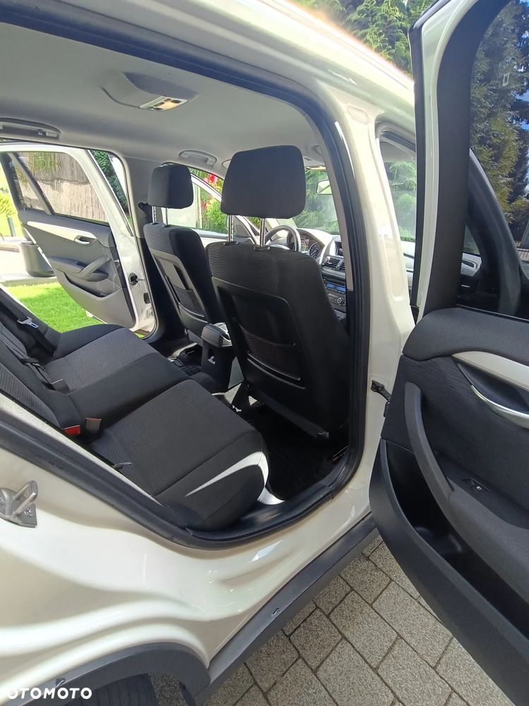 BMW X1 xDrive18d - 8