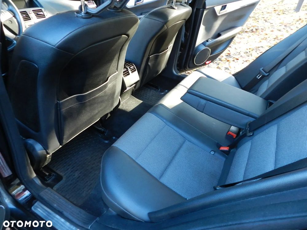 Mercedes-Benz Klasa C 180 Kompressor - 14