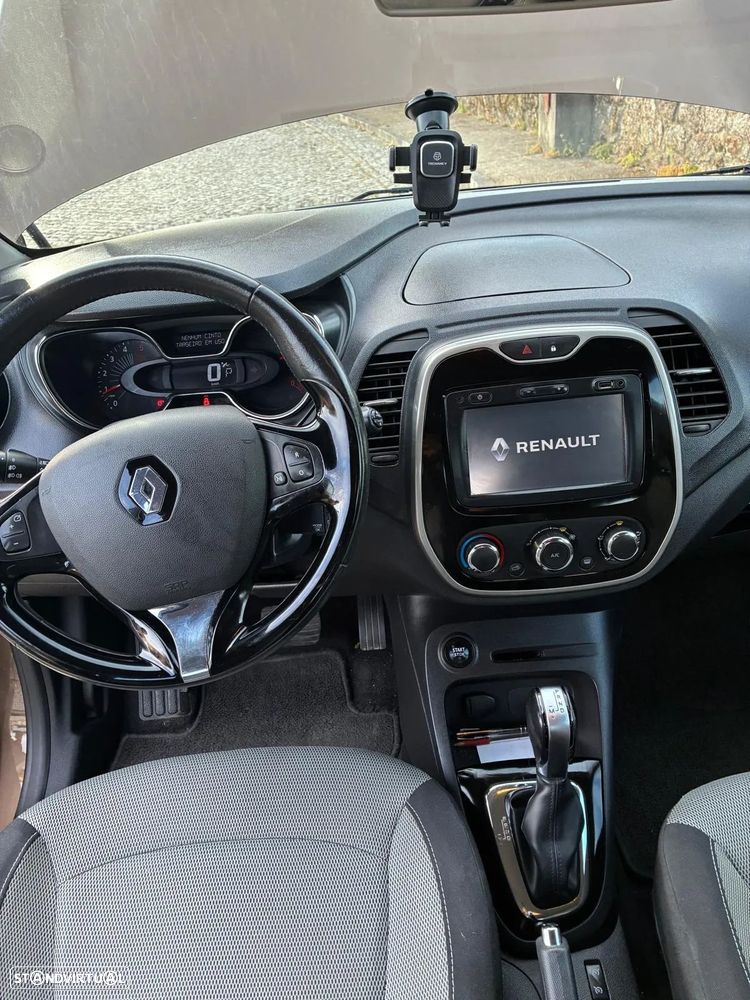 Renault Captur 1.5 dCi EDC - 11