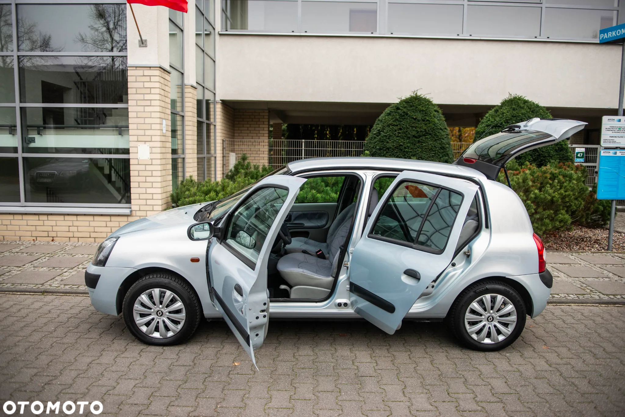 Renault Clio 1.2 Campus Authentique - 15