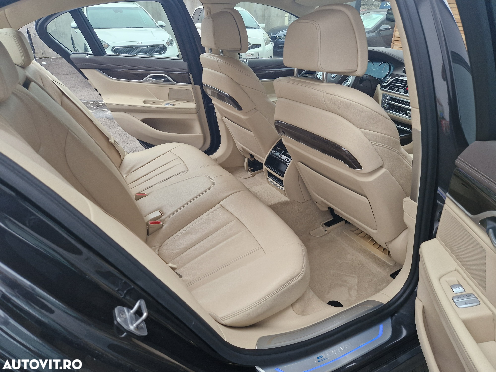 BMW Seria 7 - 9