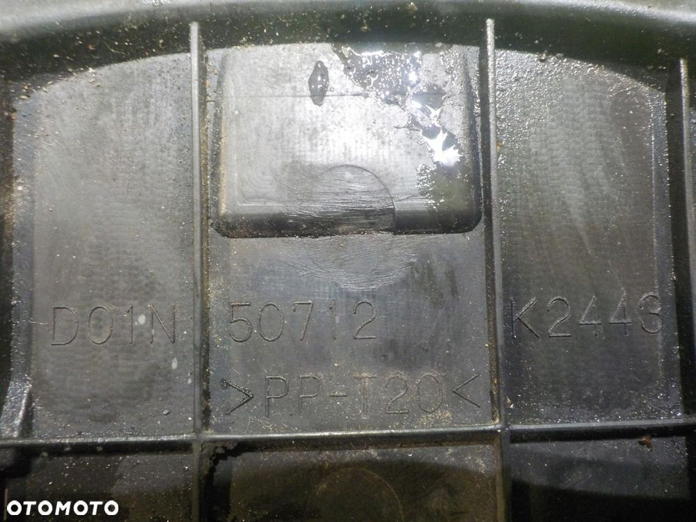 MAZDA 2 III DE 1.3 B 09r 3D atrapa grill - 9