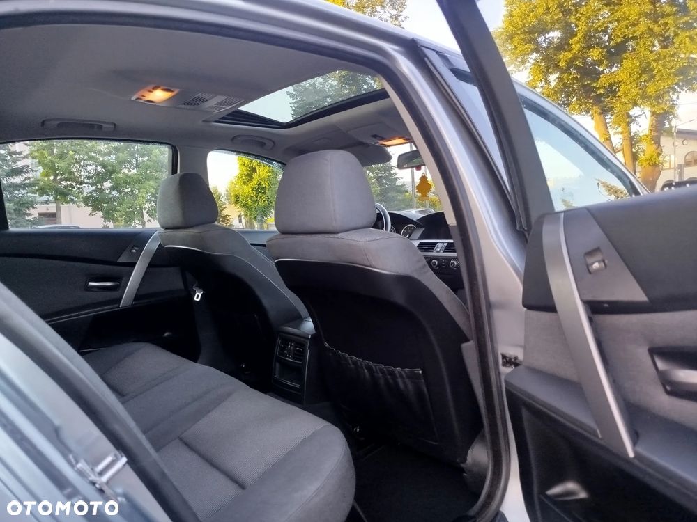 BMW Seria 5 520i - 18
