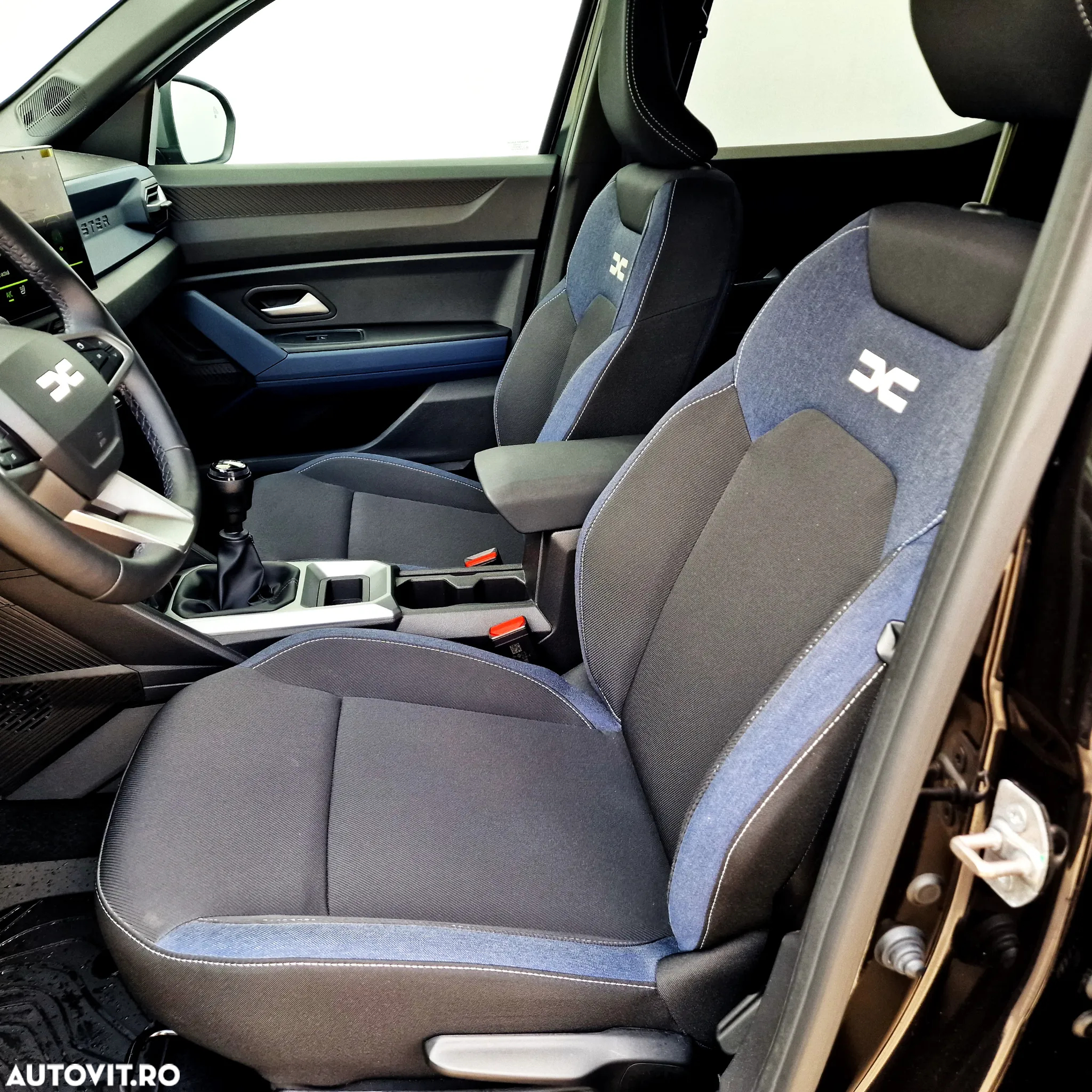 Dacia Duster TCe 130 4X2 MHEV Journey - 11