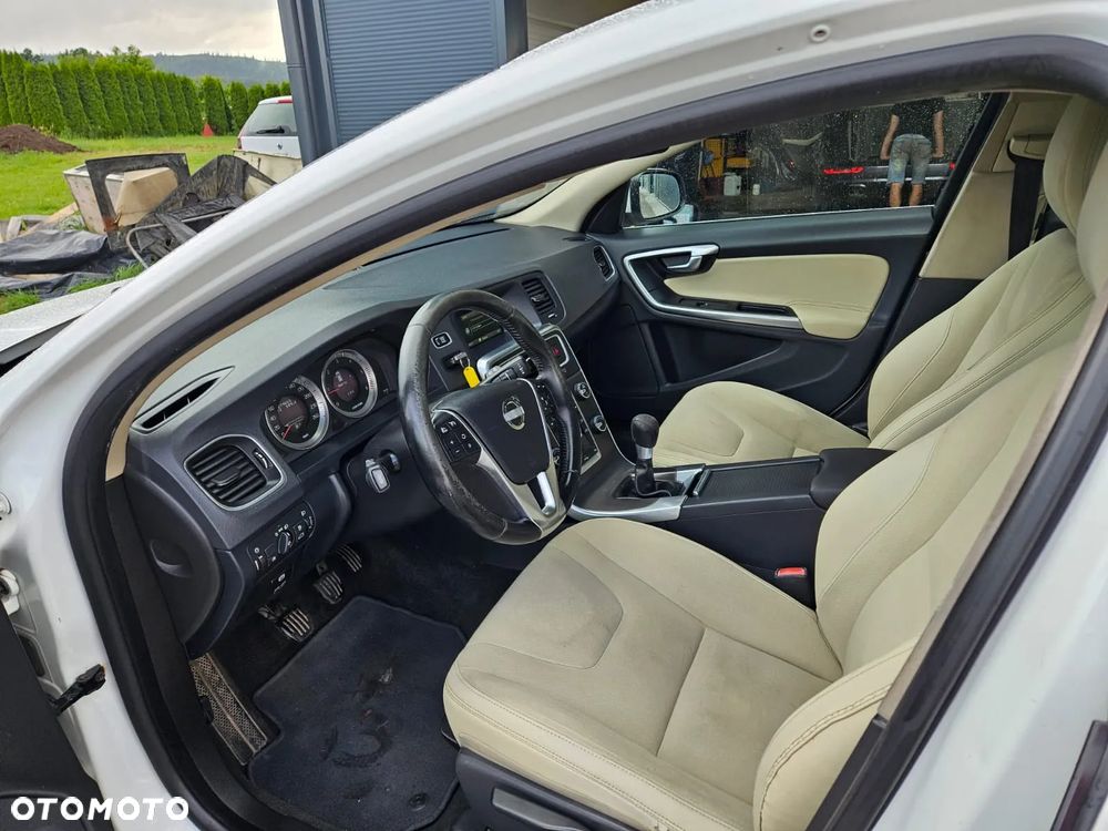 Volvo V60 D2 Kinetic - 7