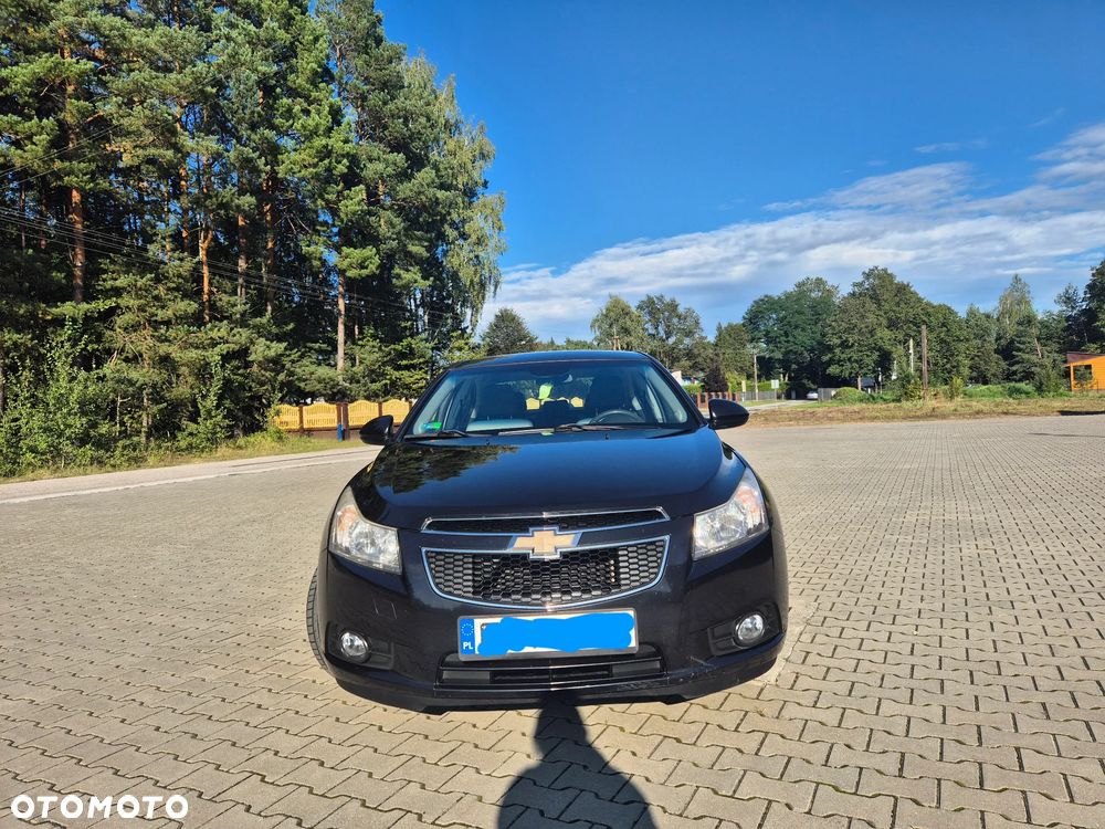 Chevrolet Cruze 1.6 - 9