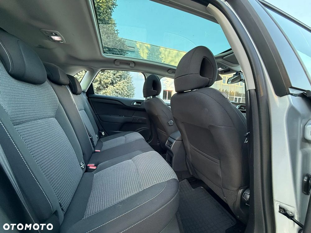 Citroën C4 e-HDi 115 Exclusive - 7