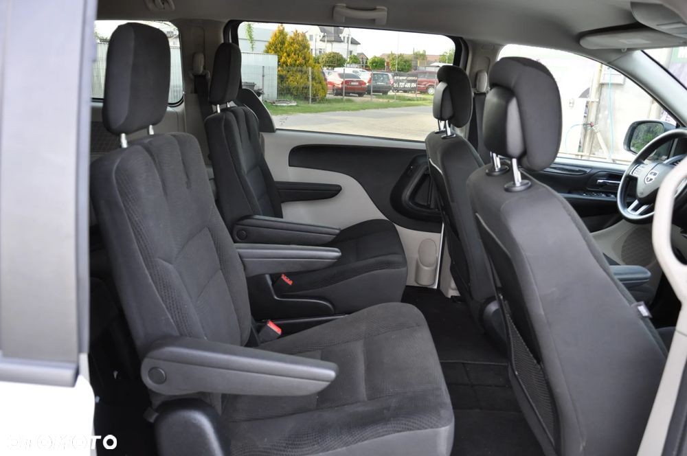 Dodge Grand Caravan 3.6 Express - 31