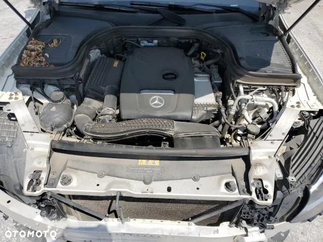 Mercedes-Benz GLC - 31