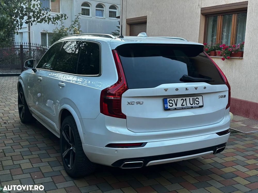 Volvo XC 90 D5 AWD R-Design - 2
