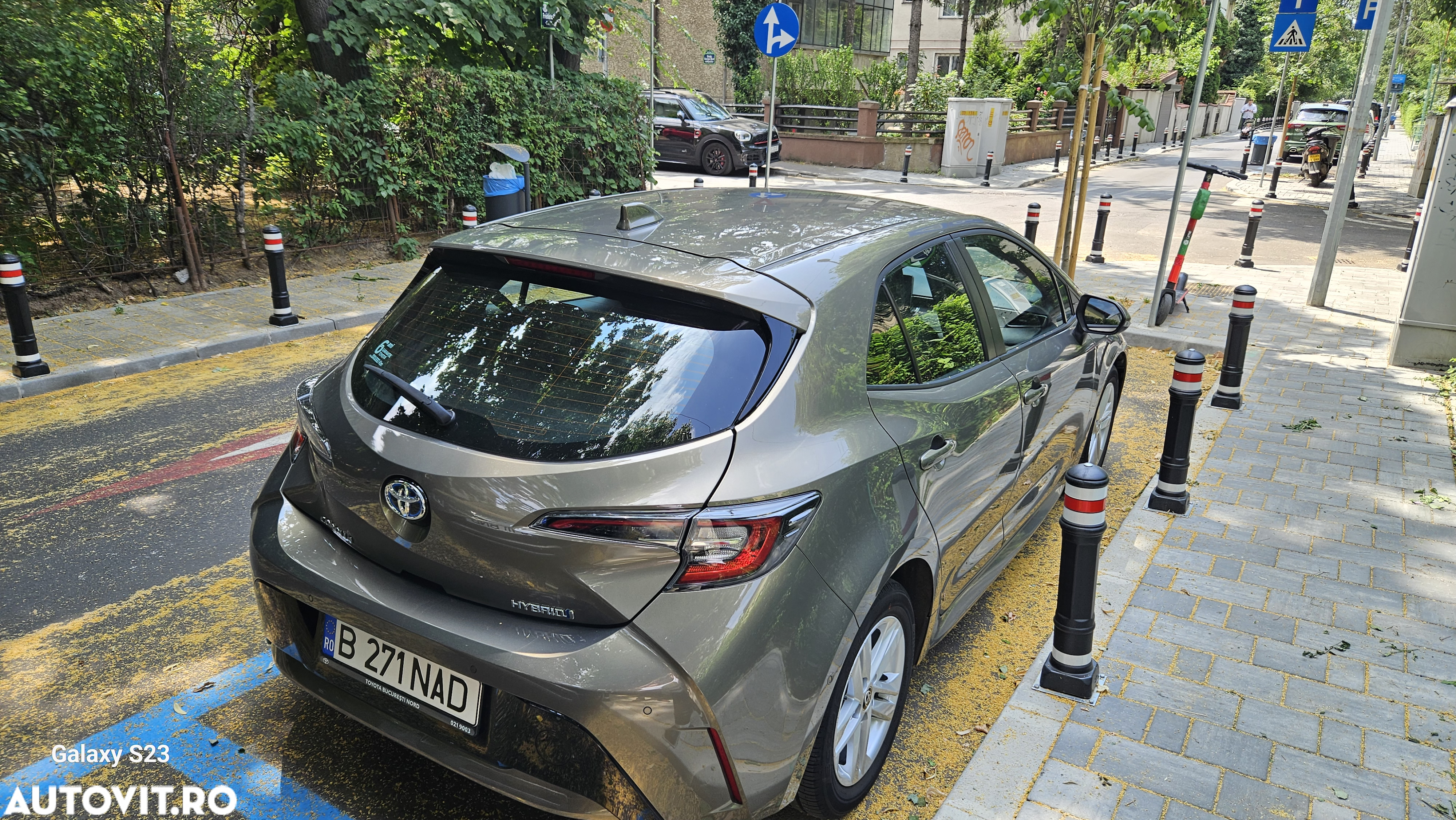 Toyota Corolla - 6