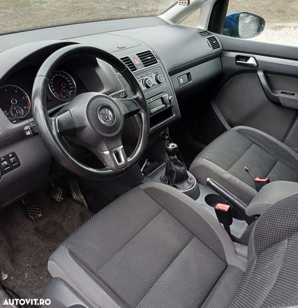 Volkswagen Touran 2.0TDI Highline - 7