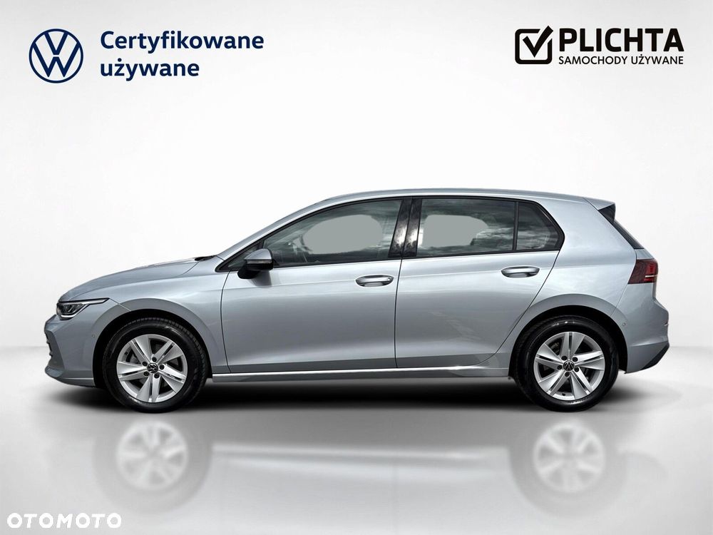 2025 Volkswagen Golf 1.5 eTSI mHEV Life DSG, photograph 2