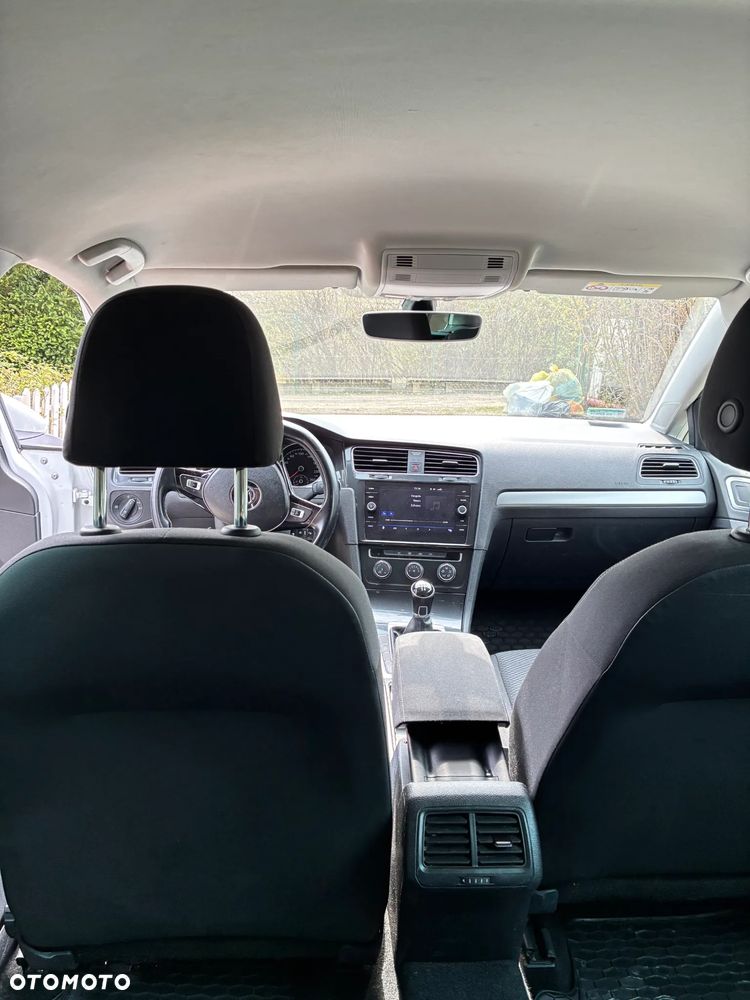 Volkswagen Golf 1.6 TDI BMT Comfortline - 14