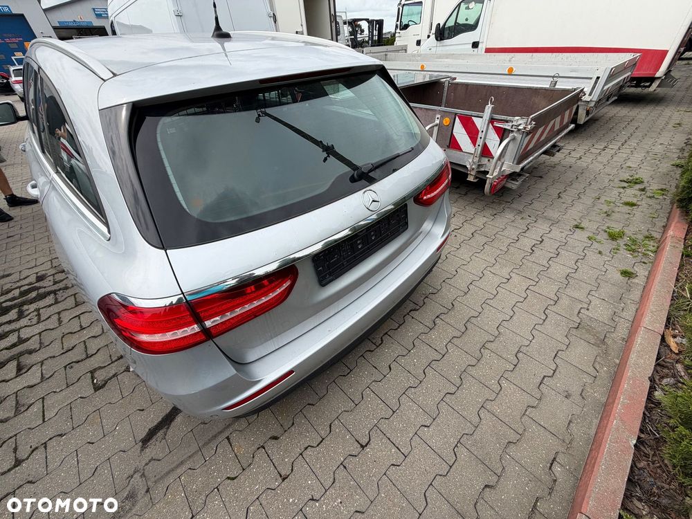 Mercedes-Benz Klasa E 350 d 9G-TRONIC - 4